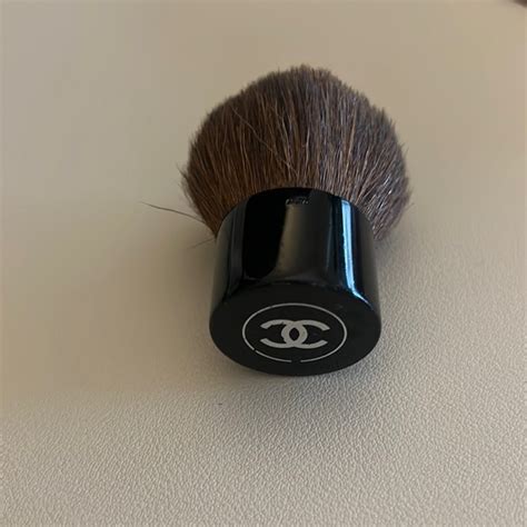 how to clean chanel kabuki brush|chanel makeup brushes selfridges.